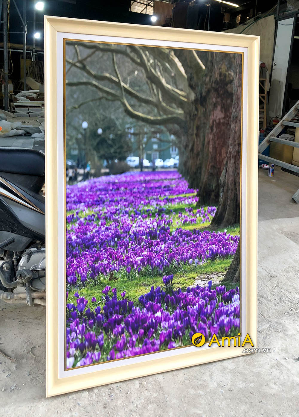 Hình ảnh Tranh treo tường khổ đứng con đường hoa màu tím AmiA 2099