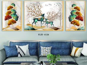 Tranh tráng gương đôi hươu xanh rừng hoa 3 tấm AmiA SLH - 4126