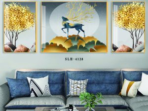 Tranh tráng gương chú hươu và cây vàng 3 tấm AmiA SLH - 4128