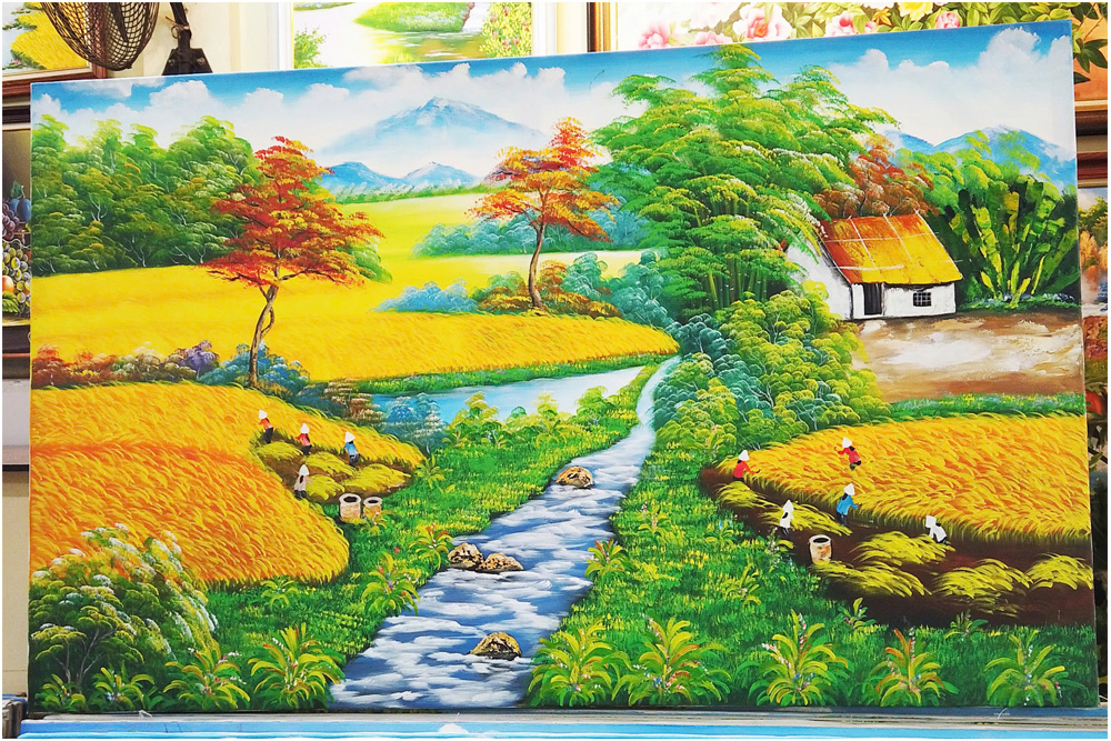 Ảnh chụp tranh Hà Nội sơn dầu đồng lúa chín vàng
